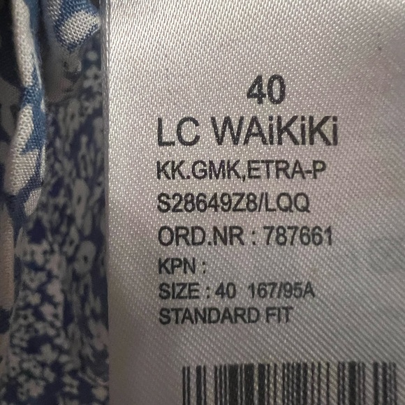 LC Waikiki Women’s V-Neck Button Down Flutter Sleeves Lightweight Top Sz40 Blue - Picture 5 of 11